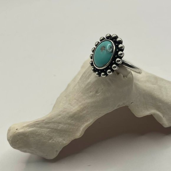 James Avery Retired Design Large Oval Turquoise Santorini Silver Ring - Picture 5 of 16